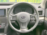 【ステアリングスイッチ】運転中、前方から目線をそらすことなく、オーディオ等の操作が可能な便利機能!安心&快適なドライブを演出してくれます♪