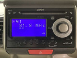 純正CD・USBコンポにはCD再生のほかに、AUX入力端子・USB端子がついてますので外部入力から音楽などを楽しめます。
