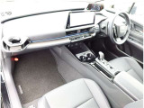 高品質カークリーニング ピカピCar 外装・内装、岐阜トヨペットの専門スタッフがシートもカーペットも綺麗に洗浄済み!プロの仕上げを是非ご確認下さいませ。