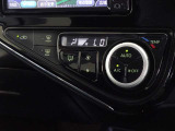 車内を快適に、オートエアコンを装備しています。