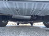 【下回り】目立つ錆や腐食もなくきれいな状態です!もちろん納車前には法定点検を実施致します!//