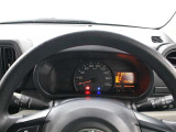 運転席廻りです。