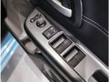 運転席のみオート機能付きパワーウインドー