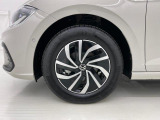 輸入車ならではの卓越した走りを支えるホイールと足回りです!日本車の走りに慣れている方にもぜひ体感して頂きたい程高いレベルでまとまっています。