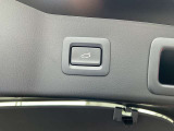 【パワーリフトゲート】電動リアゲートで、ボタン1つでバックドアの開閉ラクラクです♪ラゲッジ容量も大きく確保されております。
