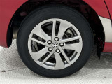 タイヤサイズは185/60R15!納車前の点検時にタイヤ交換させていただきます!純正アルミホイール!
