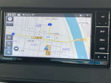 ナビ付きで知らない土地のドライブも安心!CD、DVD、TVも楽しめます☆彡