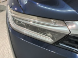 LEDヘッドライトは、点灯の瞬間から最大光量を発揮し、突然暗くなるトンネルなどでの安定感を高めます。
