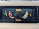【シートヒーター】フロントシートに3段階調節が可能なシートヒーターが内蔵されております。季節を問わず重宝するオプション装備です。