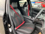 NISMOシートに赤色のシートベルト☆