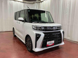 両側スライドドアなので、狭い駐車場や壁際でも安心!