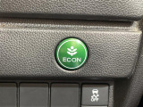 【ECOモード】ECOスイッチを押すとバルブタイミングや点火位置の制御など省燃費モードで走行してくれ、メーター内に表示されます♪