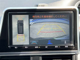 【バックカメラ】駐車時に後方がリアルタイム映像で確認できます??立体駐車場での駐車時、また、夜間のバック時に大活躍!運転スキルに関わらず、今や必須となった装備のひとつです??