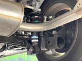 お車を安心してお乗りいただく為には、足回りの定期点検が欠かせません。サービスサポート(有償保証)では無料点検もご提供しており、安心のカーライフをお過ごしいただけるサポート体制が整っています。