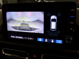 バックカメラもあるので後退時も安心です。