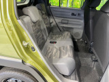 高品質なオリジナルフロアマットもオプションにてご用意しております。お好きなデザインやカラーをお車に合わせて選んでいただくことができます♪