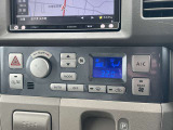 【オートエアコン】車内を設定した快適な温度二保つ事が出来ます!