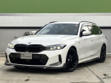 【BMWの伝統】BMWのお車は、&ldquo;駆け抜ける歓び&rdquo;を意識し、走行の安定性とコーナリングの良さを追求し、思い通りにハンドルの操作可能です。