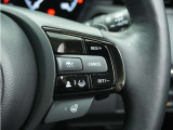 ◆アダプティブクルーズコントロール◆予め設定した車速内でクルマが自動的に加減速。前走車との適切な車間距離を維持しながら追従走行します。【LKAS】車線維持支援システムでステアリング操作を支援。