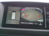 360度見えて安全安心に車庫入れをしていただけるアラウンドビューモニターを装備!