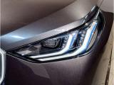 BMWのオートライトは積極的にライトをつけることにより、自車の存在を周囲に向けアピールいたします。それは安全性への配慮でもあります。