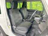 ドライバーによって運転しやすいポジションは異なり、あの車はどうなのか不安なこともありますよね。気になるお車は店頭で乗り込んでご確認いただけます♪