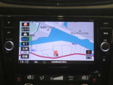 純正メモリーナビ装着車です☆お出かけの際に安心なカーナビ機能はもちろん、TV機能も付いています♪