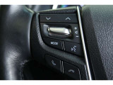 【ステアリングスイッチ】オーディオの音量調整やソース切り替えができる安全機能です!運転中でも簡単に操作できるのでとても便利です♪