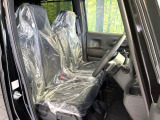 もちろん車内はキレイです♪よりクリーンな状態をキープしたいお客様には『ナノゾーンコート』がおすすめ!新型コロナウイルス対策や、除菌・消臭に効果を発揮し多くの方にご好評いただいております。