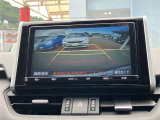 バックガイドモニターで、後方を確認しながら安心して駐車することができます。運転初心者も熟練者も必須の機能ですよ!