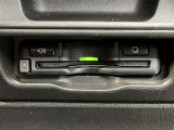 ETC車載器です!高速道路の料金所で慌てて小銭を探すことも無くなります。キャッシュレスでスイスイ、ストレスフリー♪