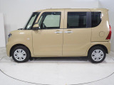 外装に目立つようなキズや凹みはみられず状態良く保たれていますが、中古車なので全くの無キズということはありません。外装の状態につきましては実車にてご確認をお願いします。