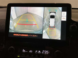 バックギアに入れると、このように後方が映し出されます!駐車の際とても安心!便利!最終確認はご自身の目と耳で必ず行ってください!