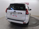 納車前にしっかり点検してお渡ししております。全店舗サービス工場も併設しております。納車後も安心してお任せ下さい。