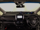 【前方視界】開放的な前方視界!運転がしやすく疲れにくいです♪窓が大きく、見通しがとっても良いおクルマですよ♪