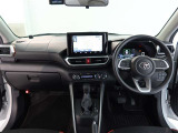 見通しのよいすっきりとした視界で、誰でも運転しやすいです。運転のしやすさは疲れにくさにも繋がりますよ♪