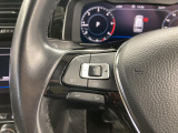 ◆クルーズコントロールにレーダーセンサーを組み合わせ、先行車を測定し設定されたスピードを上限に自動で加減速を行います。一定の車間距離を維持することで、長距離走行でのドライバーの疲労を低減させます。