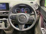 【ステアリングスイッチ】運転中、前方から目線をそらすことなく、オーディオ等の操作が可能な便利機能!安心&快適なドライブを演出してくれます♪
