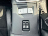 気になるお車がありましたら右の電話番号から直接お店にお問い合わせください。支払方法から車両情報、状態までなんでもご説明させて頂きます。スタッフ一同ご連絡お待ちしております。