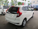 ご覧のお車は1ヶ月又は1000kmの自社保証付です。