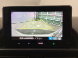 バックモニター付きで、車庫入れやバック時の後方確認をしっかりサポート。モニターに映し出される映像で死角も確認しやすく、狭い場所での駐車や後退時の操作をより安心して行えます。