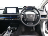 運転席廻りです。