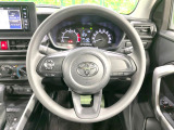 【ステアリングスイッチ】運転中、前方から目線をそらすことなく、オーディオ等の操作が可能な便利機能!安心&快適なドライブを演出してくれます♪