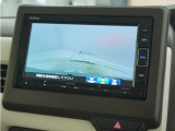 ◆バックカメラ◆リバースにするだけで映ります、後方の安全確認や、狭い駐車場での車庫入れ、雨の日や夜間など視界の悪い時に便利です!安全にバックする為には欠かせない装備です。