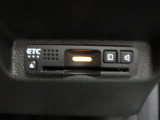 今や標準装備になりつつあるETC車載器も装着されております。料金所を通過するときも楽々です。