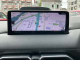 【カーナビゲーション】初めての場所も、すぐにお出掛けいただけます。ナビがあれば知らない道も安心ですね★ ナビは「走行安全性」を優先した、見やすい位置に配置しました。