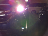LEDヘッドライト。省電力で明るく遠くまで照らし、夜道や雨天時などの安心感を高めます。点灯の瞬間から光量を放つLEDの特性により、トンネルへの進入直後などでも安心感のある視界を提供します。