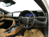 見通しのよいすっきりとした視界で、誰でも運転しやすいです。運転のしやすさは疲れにくさにも繋がりますよ♪