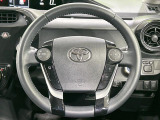 【純正革巻きステアリング】上質な革を使用することで、手にしっかり馴染みとても運転しやすいハンドルです♪