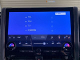 ディスプレイオーディオを装備。スマホとクルマをつなぐことでいろんなサービスが楽しめます。